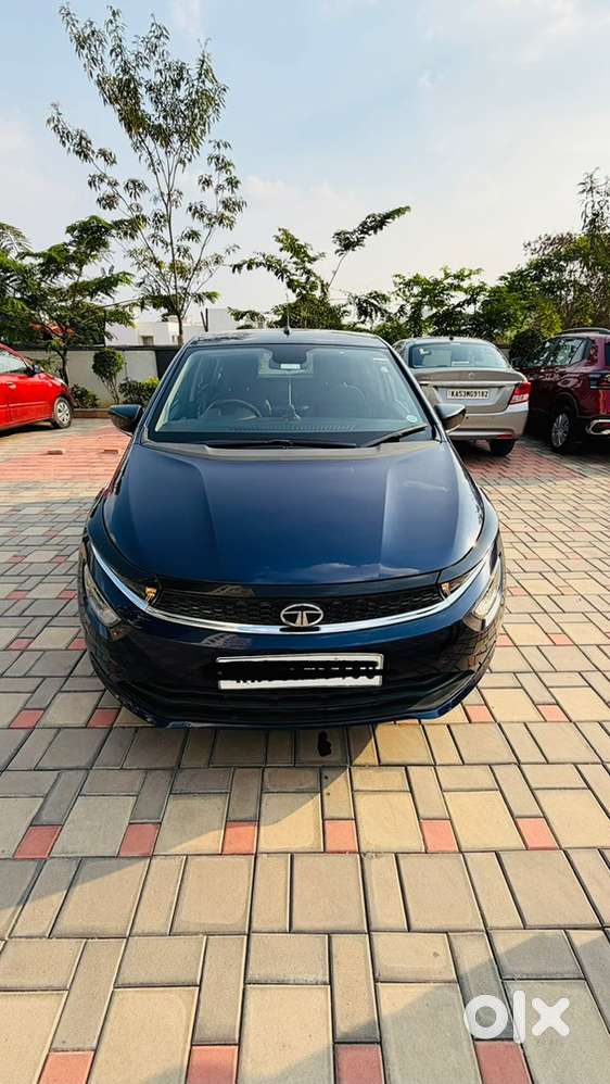2022 Tata Altroz Petrol Automatic  9500 Km Driven