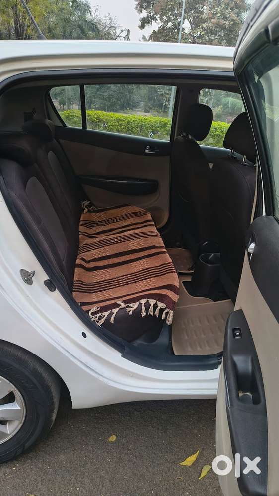 Hyundai I20 Sportz 1.2 Bs-iv, 2012, Cng & Hybrids