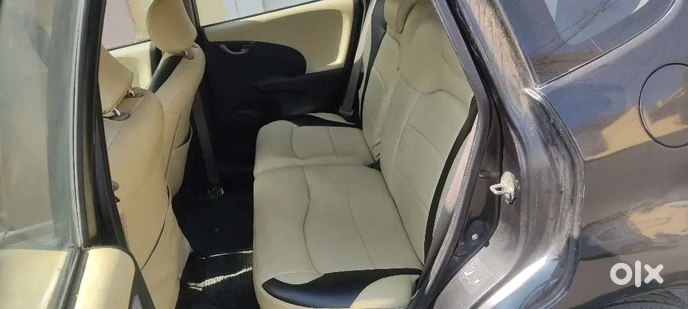 Honda Jazz 2010 Cng & Hybrids 124000 Km Driven