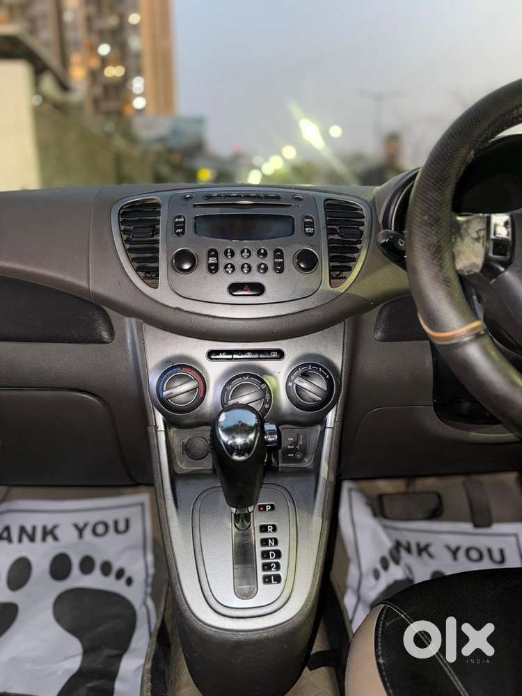 Hyundai I10 Asta Auto Sunroof 2011 Dec Model 1 St Owner