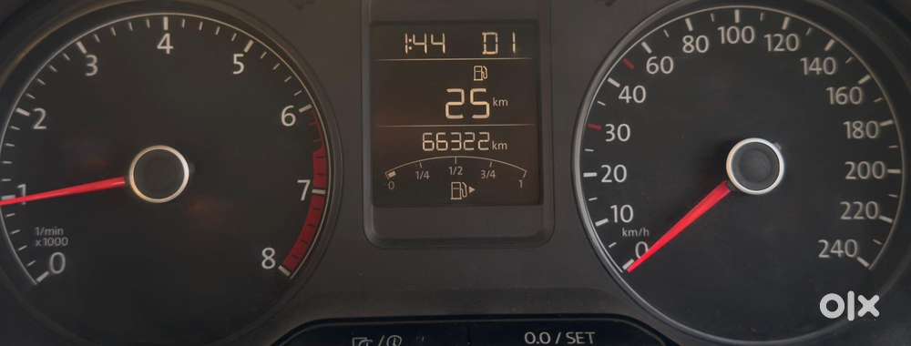 Volkswagen Vento 1.2 Tsi Highline Plus At, 2017, Petrol