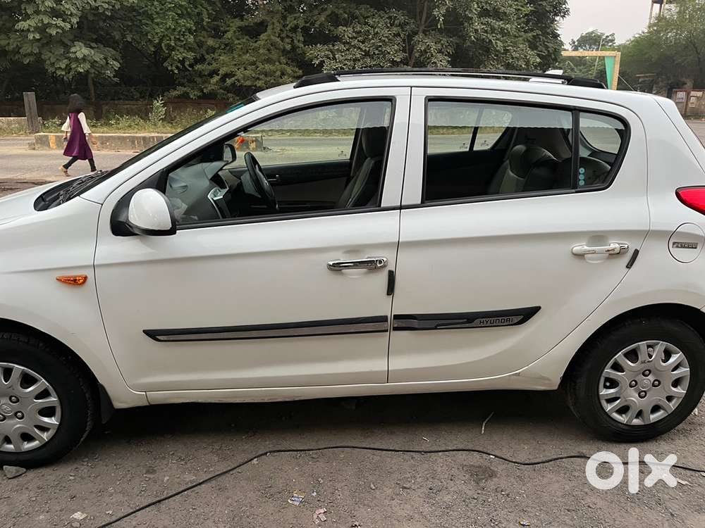 Hyundai I20 Petrol Manual 2013