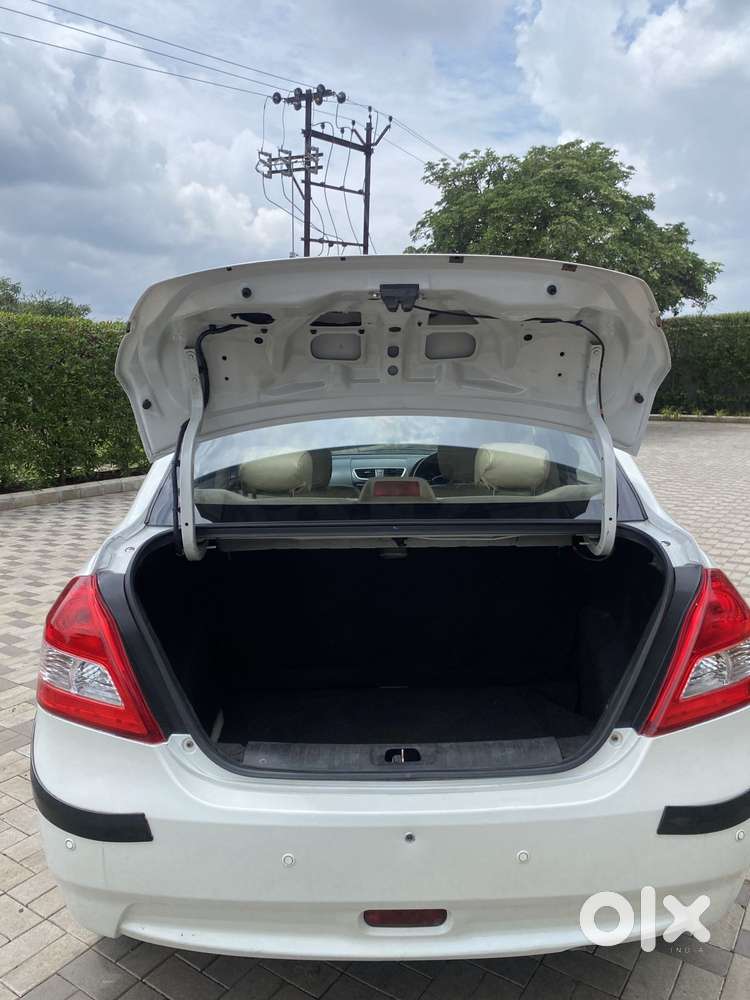 Maruti Suzuki Swift Dzire 1.2 Vxi Bsiv, 2014, Petrol