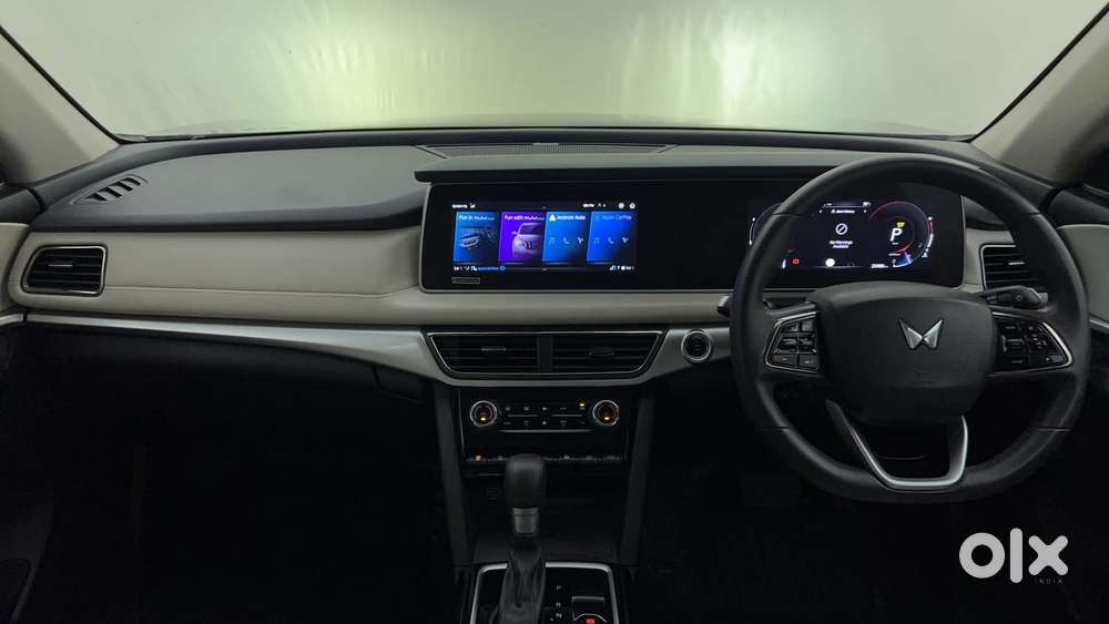 Mahindra Xuv700 2.2 Ax 7 Diesel At Luxury Pack Str, 2024, Diesel