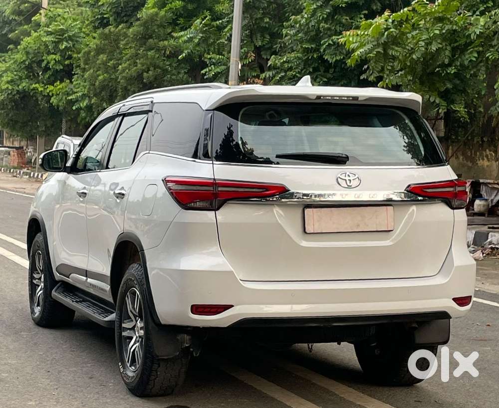 Toyota Fortuner 4x2 At 2.8 Diesel, 2023, Diesel