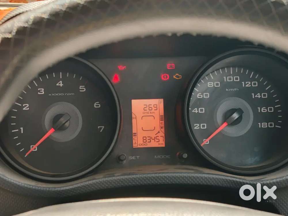 Mahindra Tuv 300 2017 Diesel 83457 Km Driven