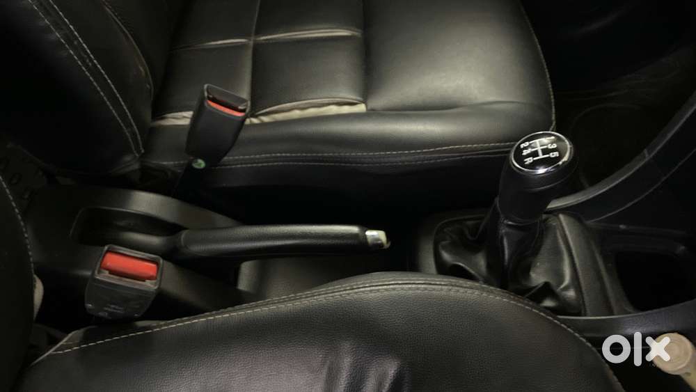 Maruti Suzuki Swift Zxi, 2015, Petrol