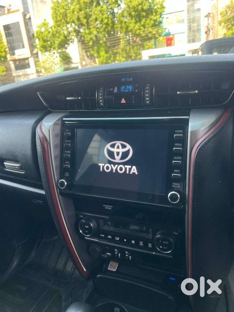 Toyota Fortuner Legender 4x2 At 2.8, 2022, Diesel