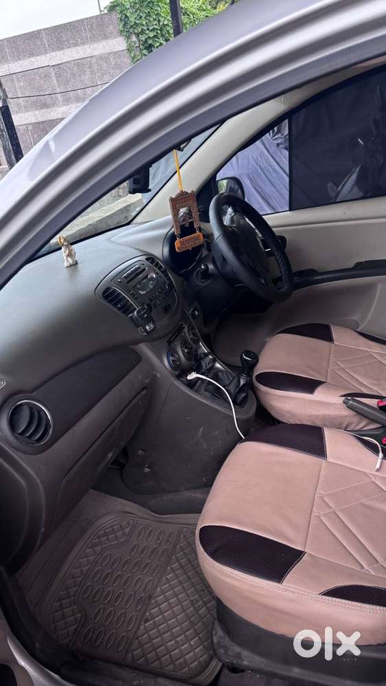 Hyundai I10 Sportz 2016 Year Car