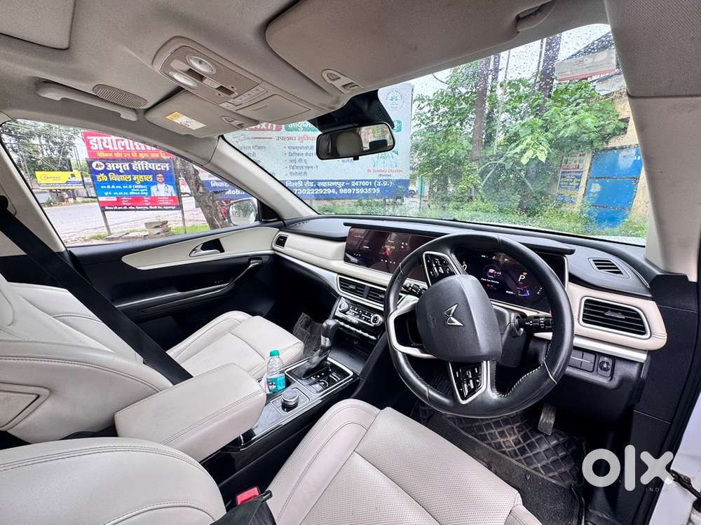 Mahindra Xuv700 Diesel 2022 Ax7 L Auto