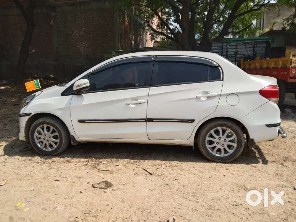 Honda Amaze 2013 Petrol Well Maintained