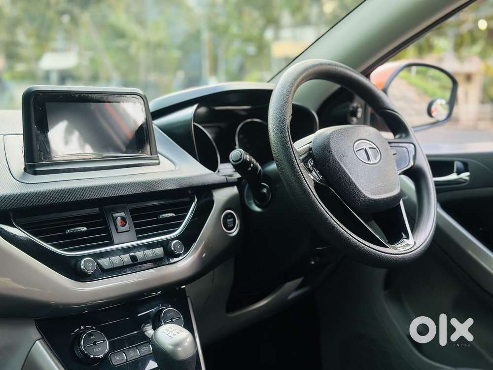 Tata Nexon 1.2 Revotron Xz Plus, 2019, Petrol