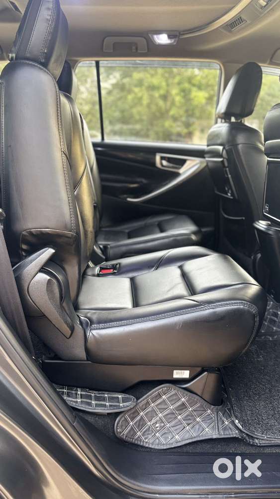 Toyota Innova Crysta 2.4 Vx Mt, 2018, Diesel