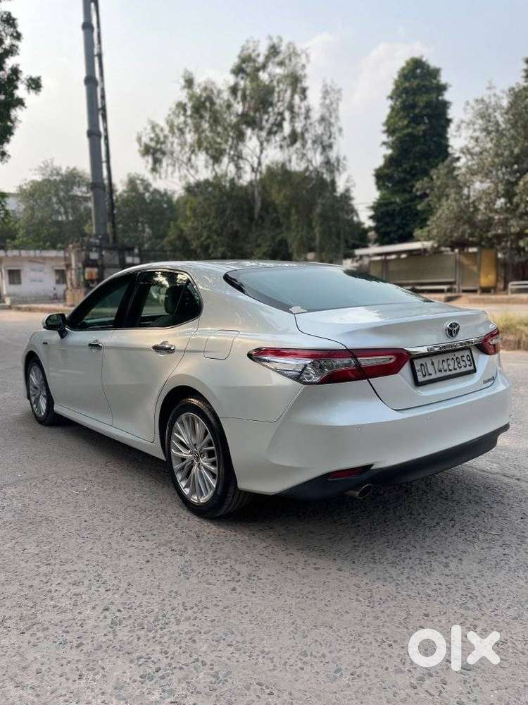 Toyota Camry 2.5 Hybrid, 2019, Petrol