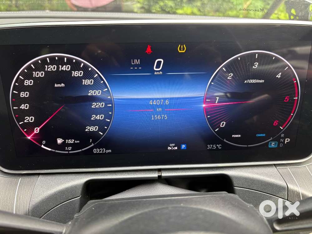 Mercedes-benz 2023 Diesel  Hybrids