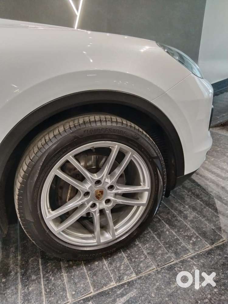 Porsche Cayenne Base, 2022, Petrol