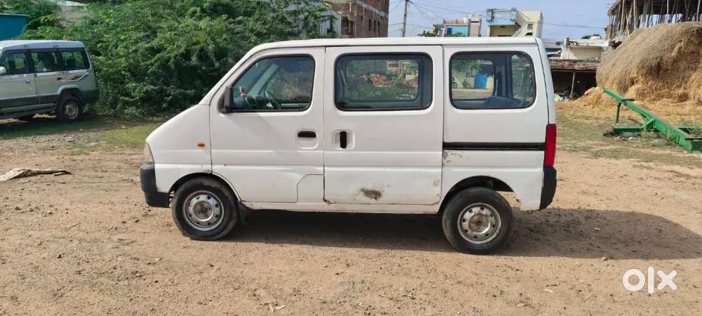 Maruti Suzuki Eeco 2012 Variant