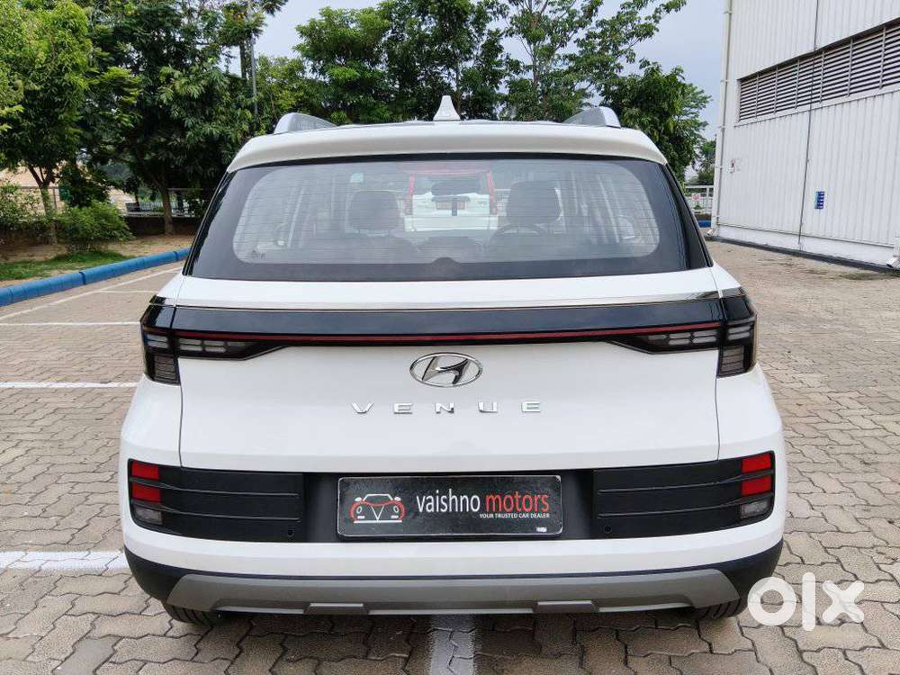 Hyundai Venue S Plus Mt 1.2 Kappa, 2024, Petrol