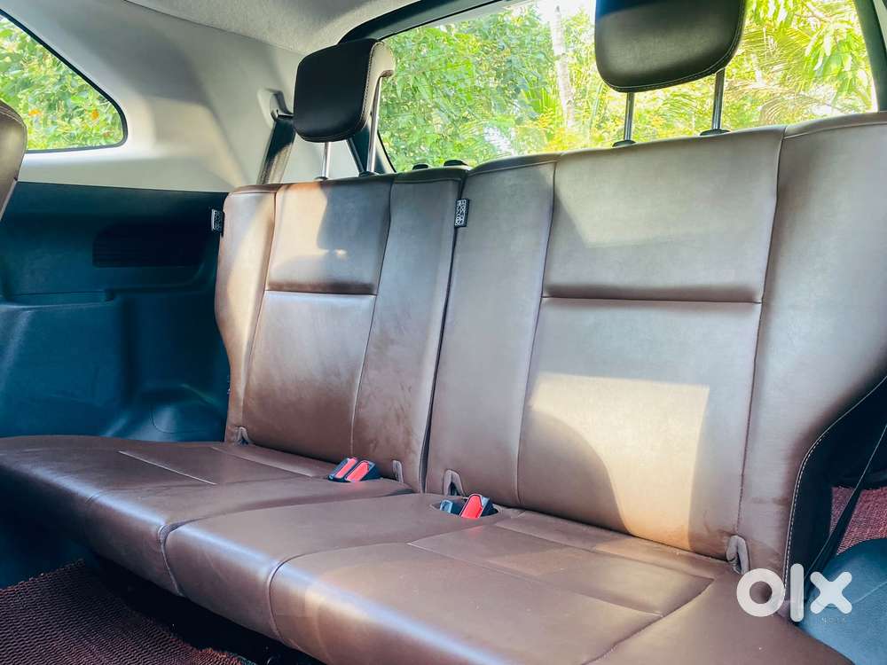 Toyota Innova Hycross 2.0 Zx (o) Hybrid 7 Str, 2024, Petrol