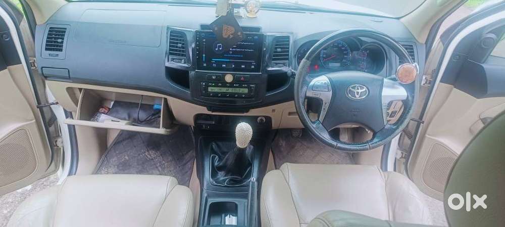Toyota Fortuner 3.0 4x2 Mt, 2014, Diesel