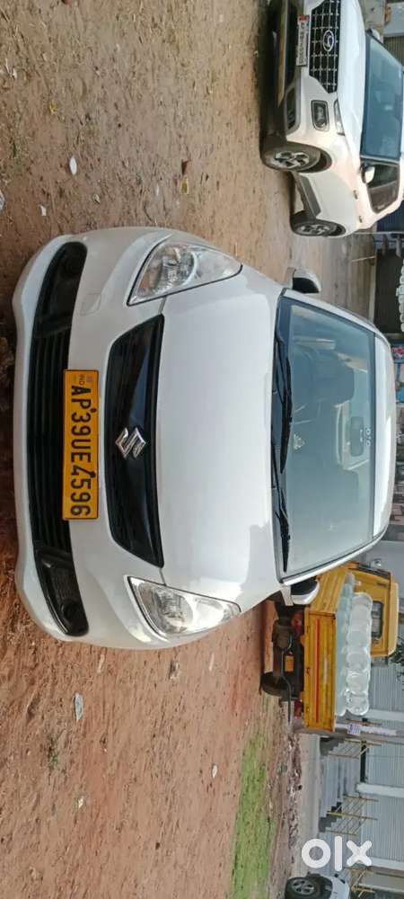 Maruti Suzuki Swift Dzire Toor 2022 Petrol 180000 Km Driven