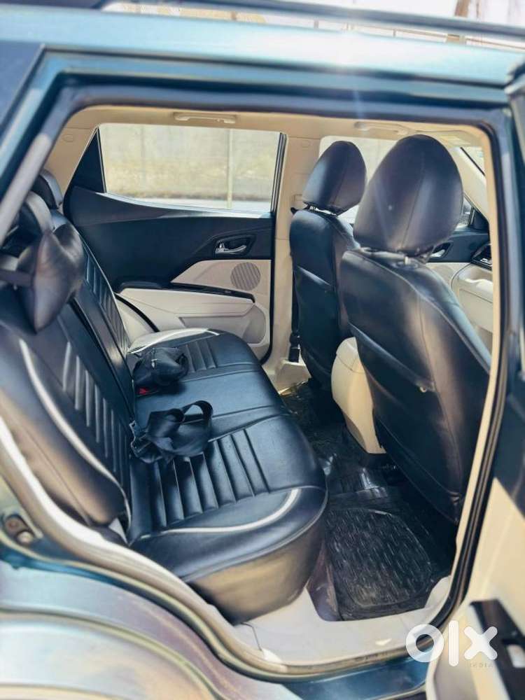 Mahindra Xuv300 W8 Option Diesel, 2021, Diesel