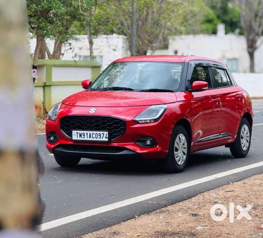 Maruti Suzuki Swift Vxi + Manual, 2025, Petrol