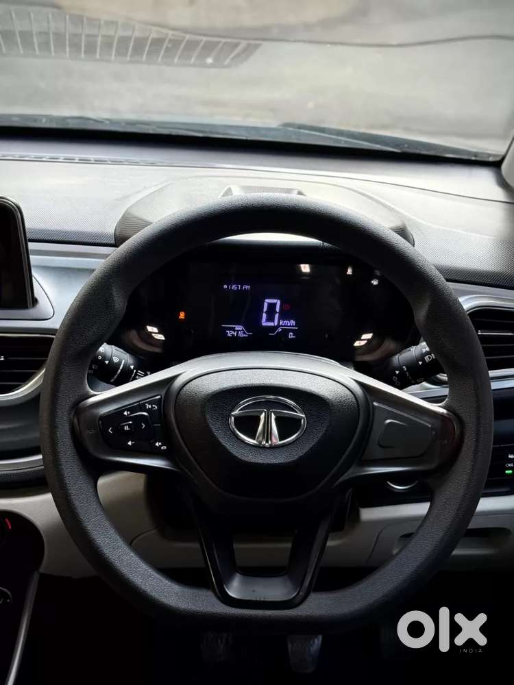 Tata Altroz 1.2 Xz (o) I-turbo, 2023, Petrol