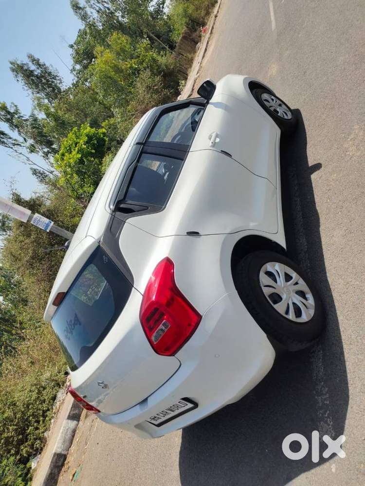 Maruti Suzuki Swift 1.2 Vxi (o), 2022, Petrol
