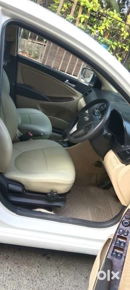 Hyundai Verna 1.6 S (o) Vtvt At, 2015, Petrol