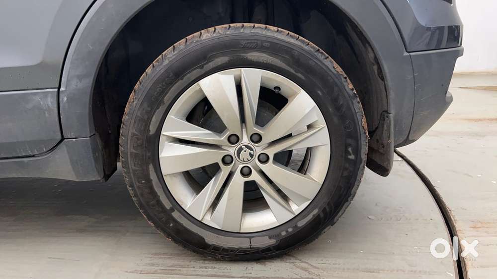 Skoda Kushaq Ambition 1.0l Tsi Mt, 2023, Petrol