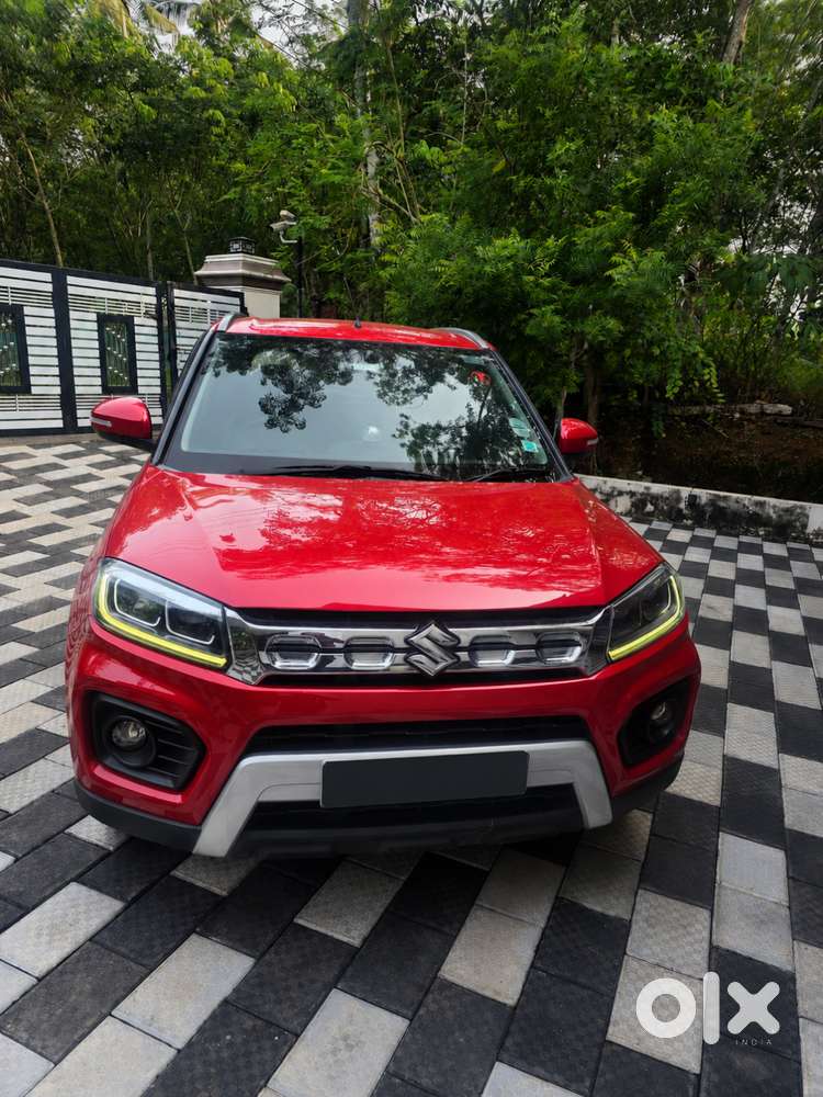 Maruti Suzuki Brezza Petrol  Single Owner  43,000 Km