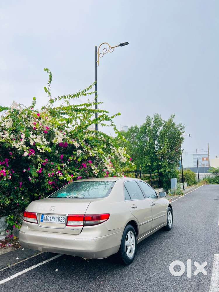 Honda Accord 2004 Automatic