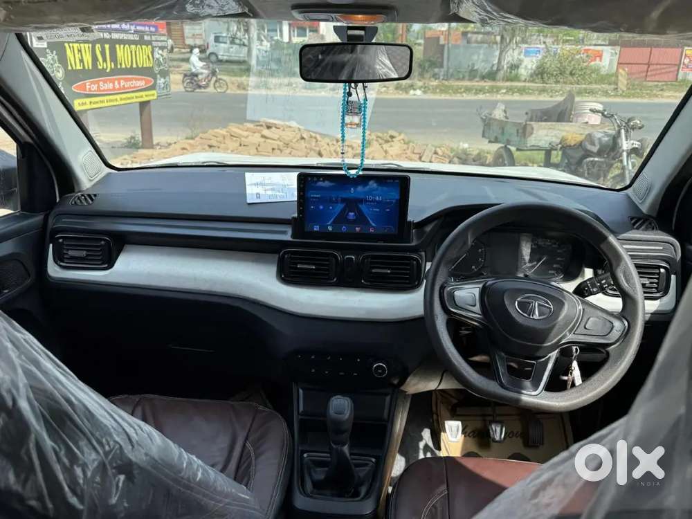 Tata Punch Pure Petrol