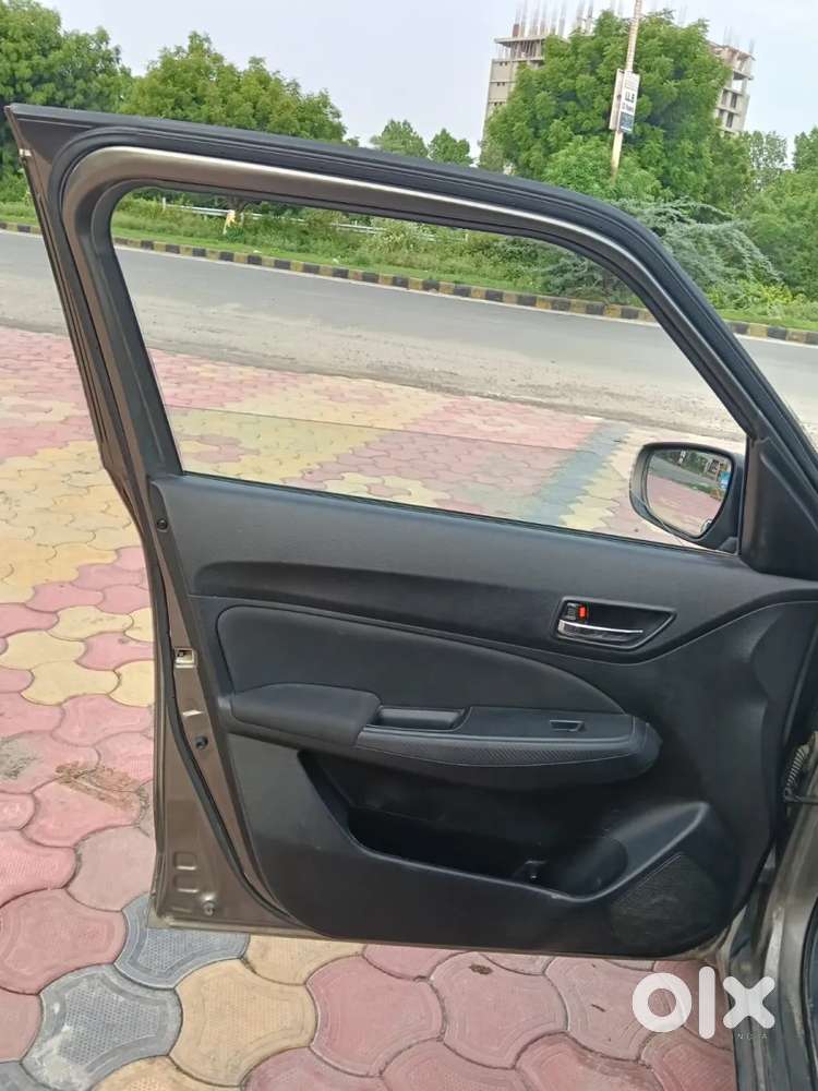 Maruti Suzuki Swift Vxi, 2021, Petrol