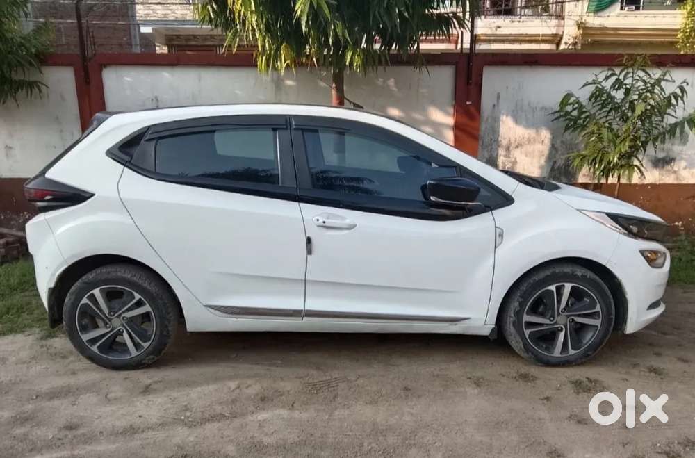 Tata Altroz Xz, 2020, Petrol