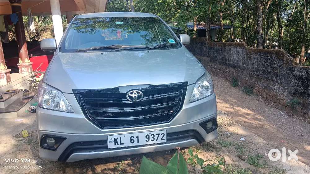 Toyota Innova 2013 Diesel Well Maintained