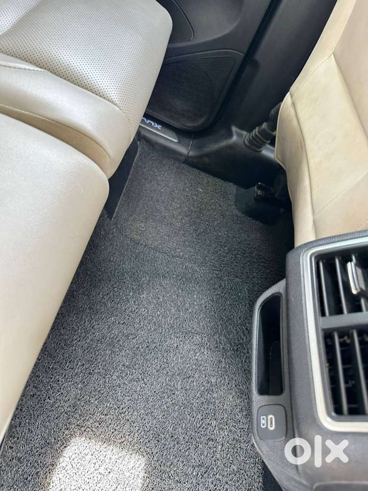 2022 Mahindra Xuv700 Ax7l Diesel  Top Variant  First Owner  Deepblu