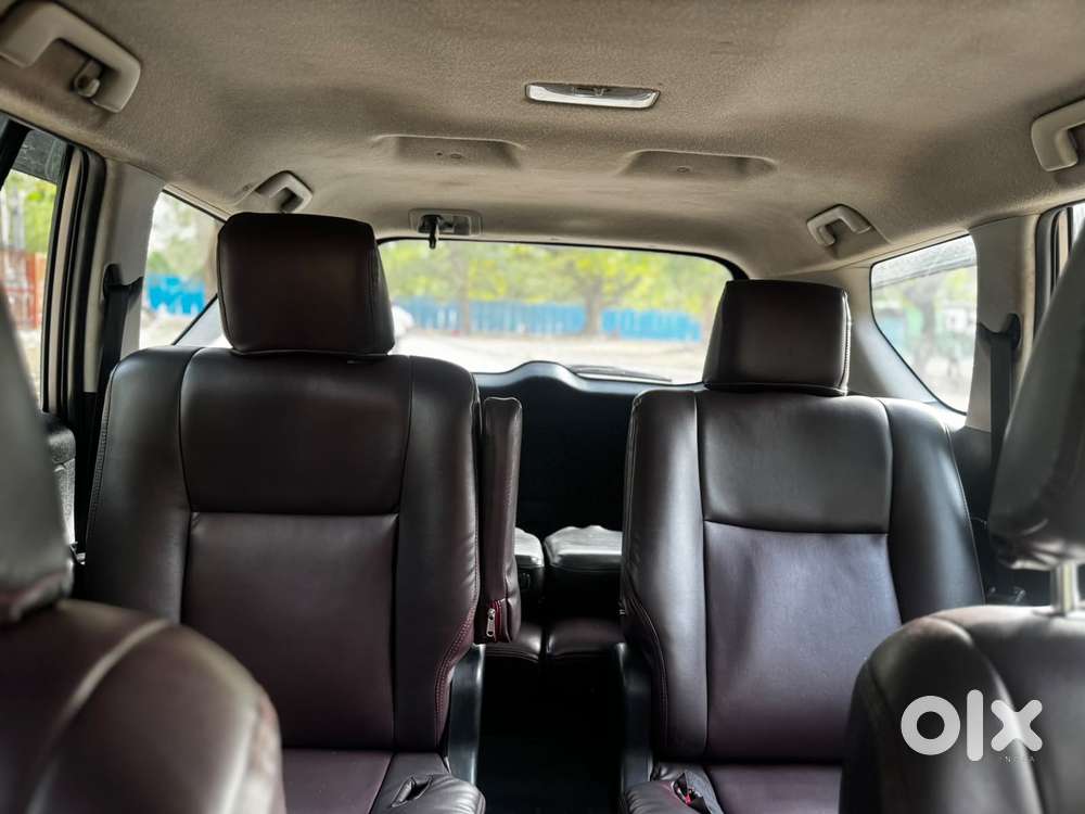 Toyota Innova Crysta 2.4 G Mt 7 Str, 2022, Diesel