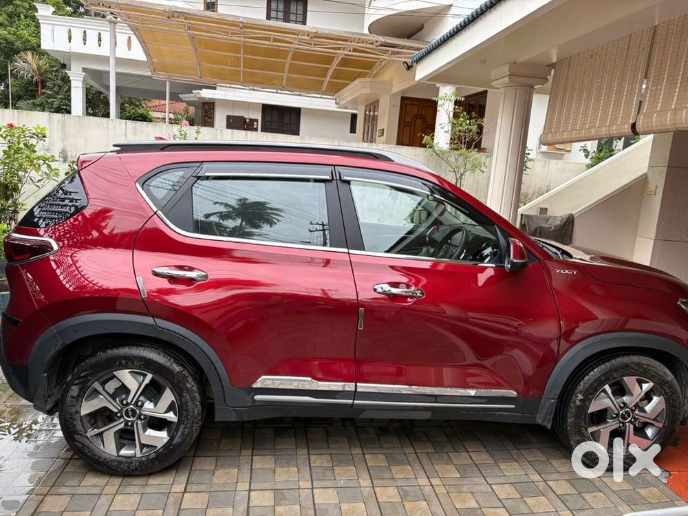 Kia Sonet Petrol Automatic 2023 Well Maintained