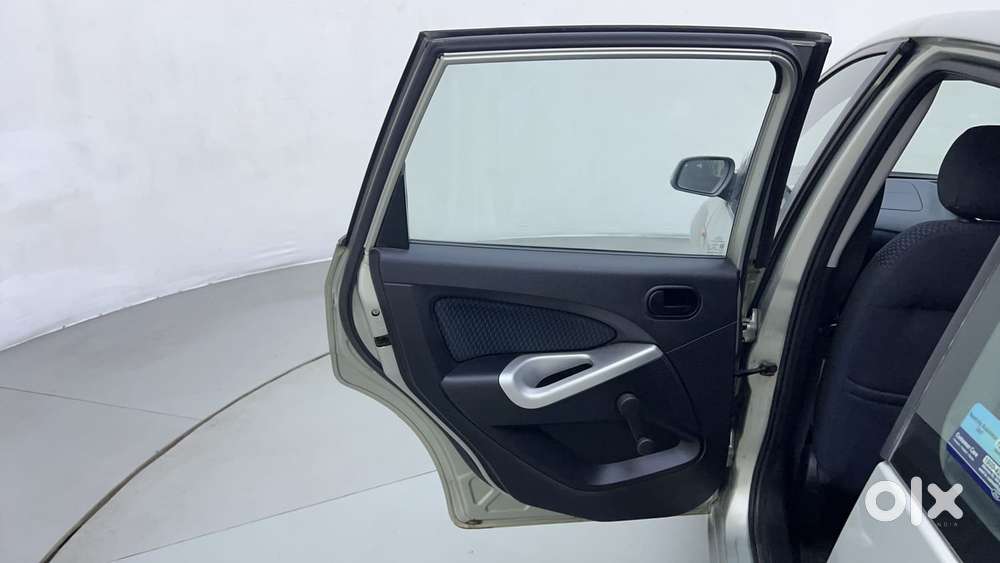 Ford Figo 1.2 Duratec Petrol Titanium, 2013, Petrol