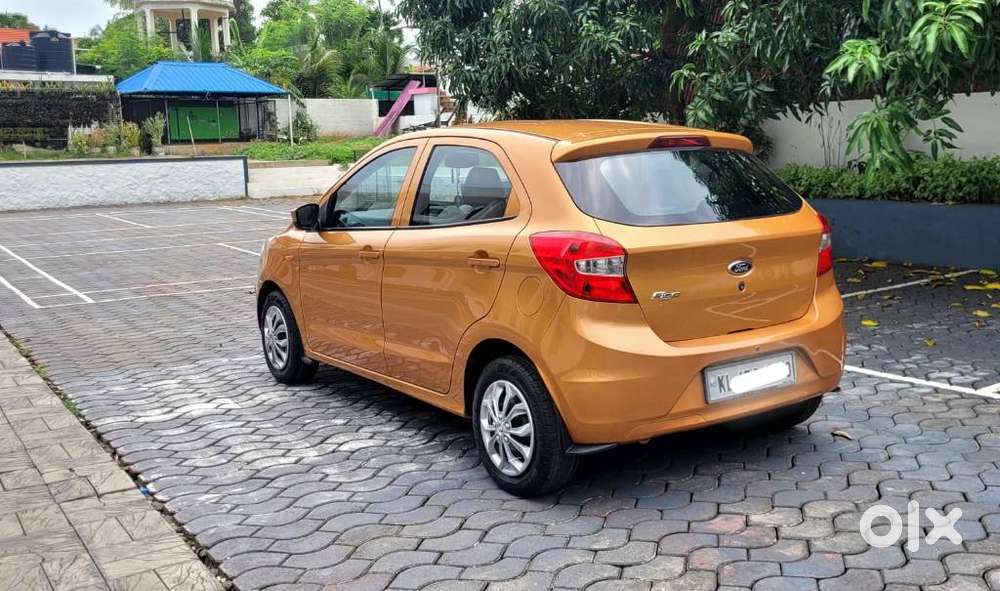 Ford Figo, 2016, Petrol