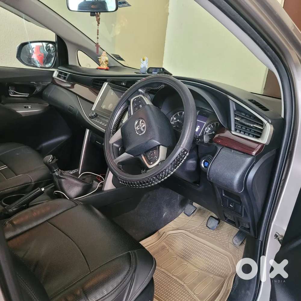 Toyota Innova Crysta 2016 Diesel 221442 Km