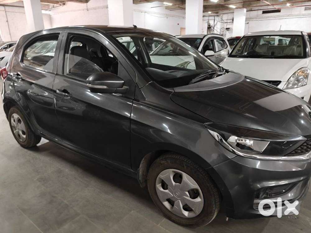 Tata Tiago, 2021, Petrol