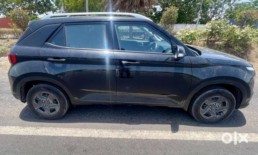 Hyundai Venue S Plus Diesel 2024