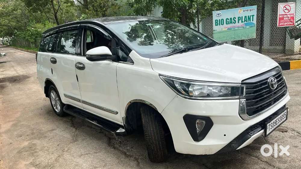 Toyota Innova Crysta 2017 Petrol Mt 7 Str
