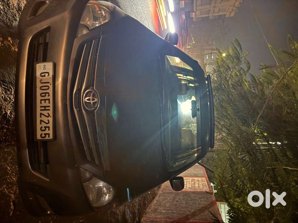 Toyota Innova Diesel 2011