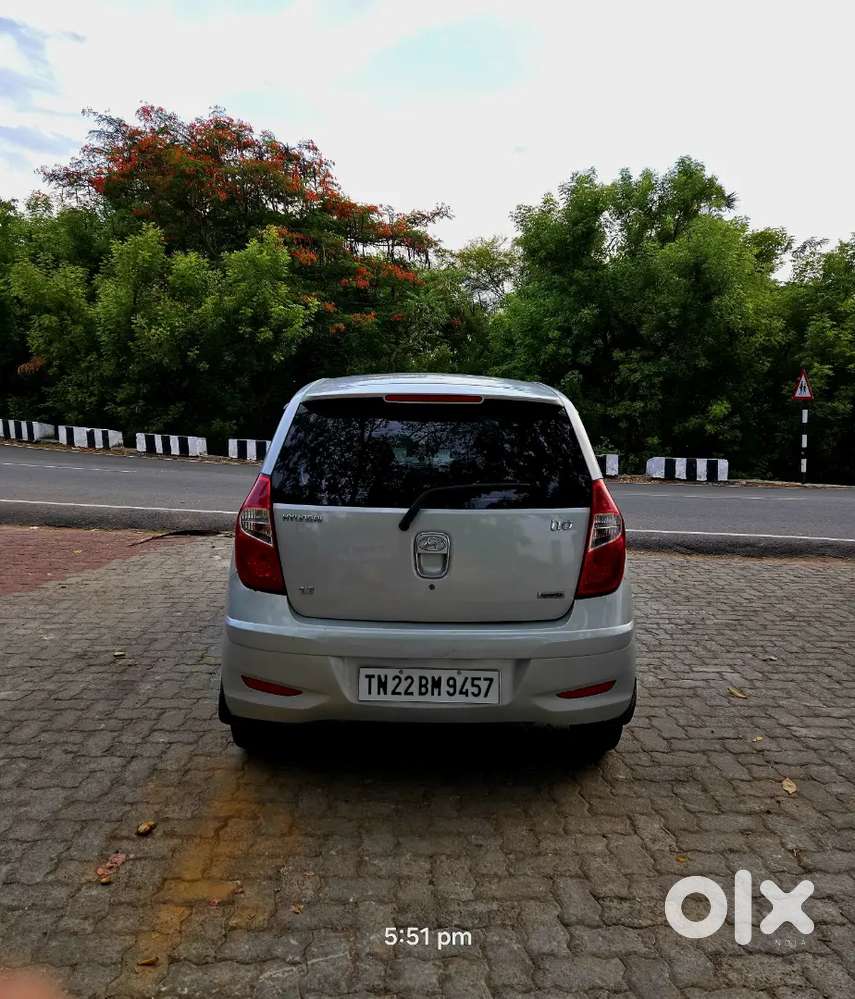 Hyundai I10 Sportz 2011 Variant