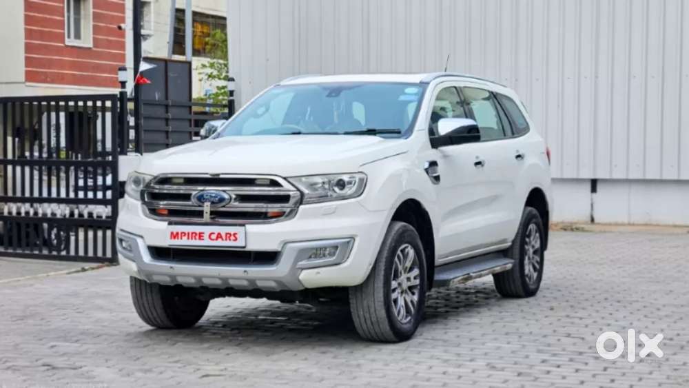 Ford Endeavour 3.2 Titanium At 4x4, 2016, Diesel