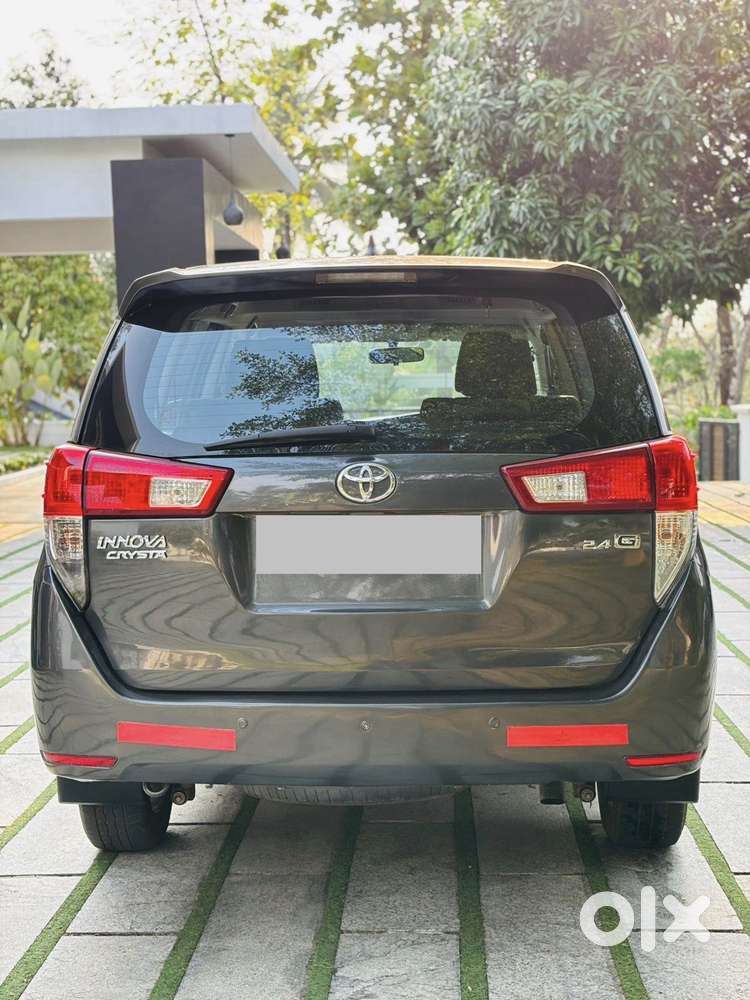 Toyota Innova Crysta 2.7 Gx Mt, 2017, Diesel